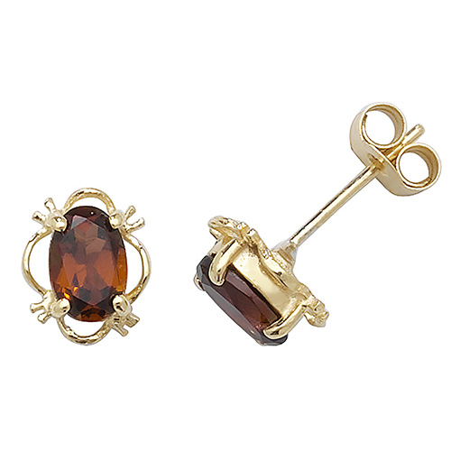 9 Carat Gold Garnet earrings