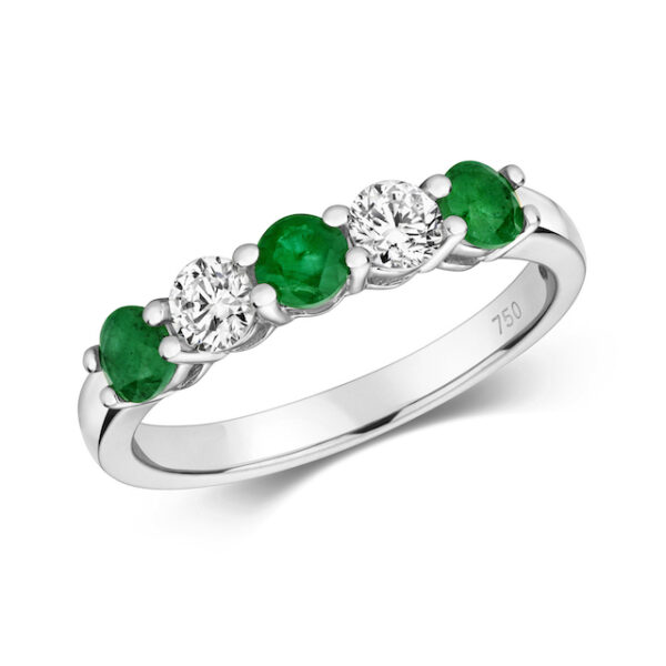 emerald and diamond ring