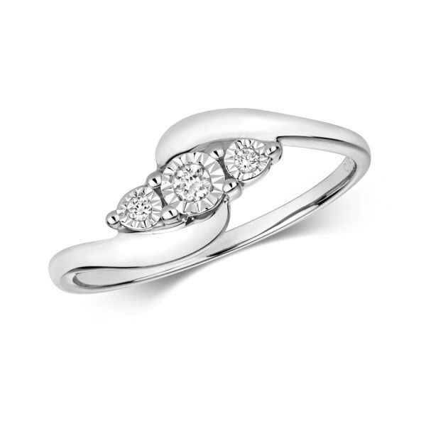 diamond crossover three stone ring