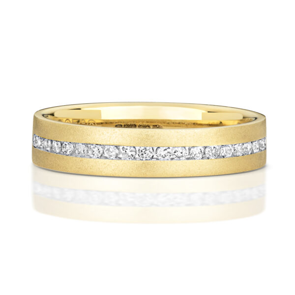 9ct Diamond Wedding Band 4mm