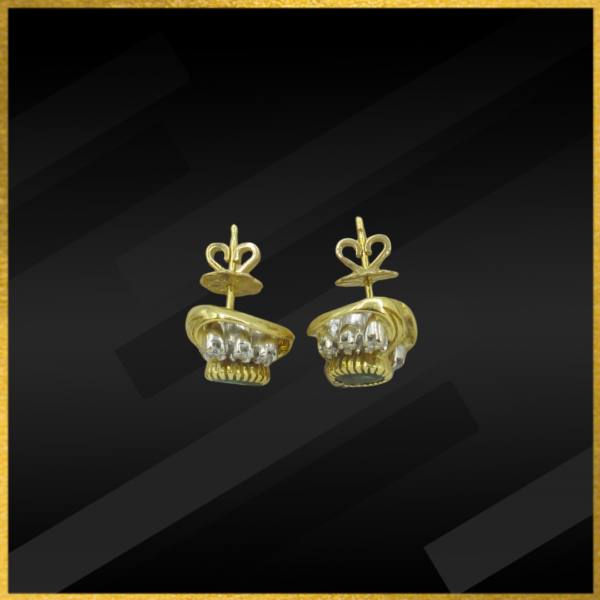 18 Carat Yellow Gold Emerald And Diamond Studs - Image 2