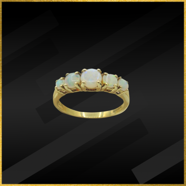 9 carat yellow gold opal ring