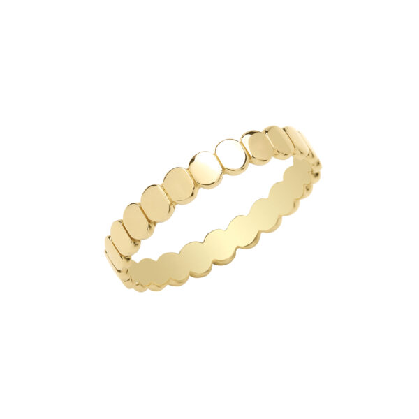 9 carat yellow gold flat oval disc ring