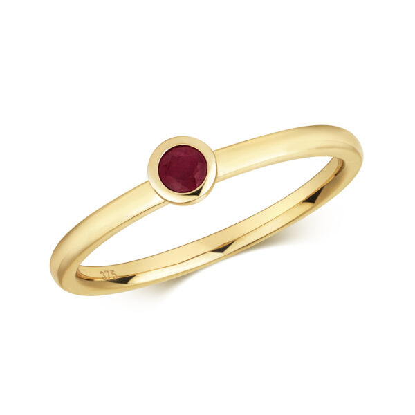 9 carat yellow gold ruby solitaire ring
