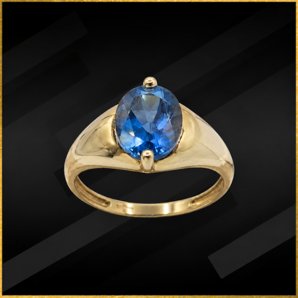 9 carat yellow gold blue topaz ring