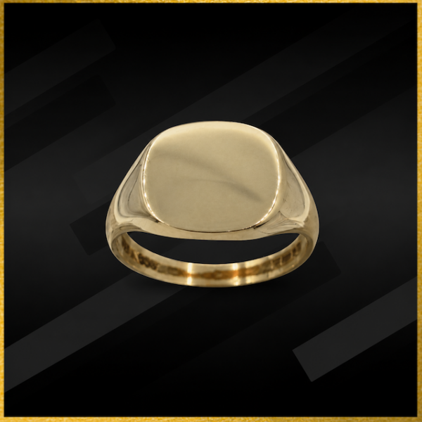 9 carat yellow gold signet ring