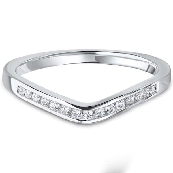 diamond curved wedding ring