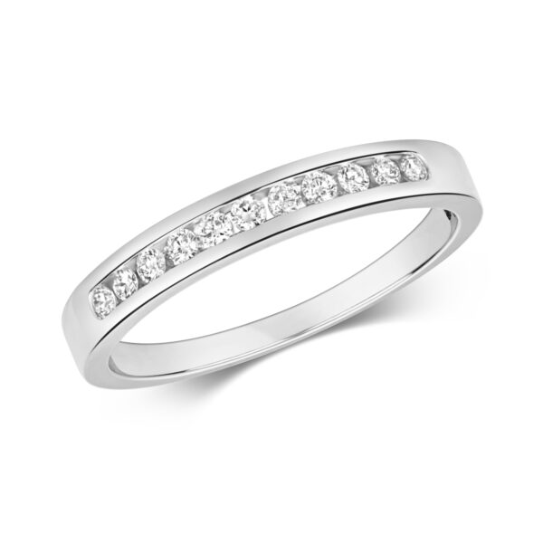 9 carat white gold diamond ring