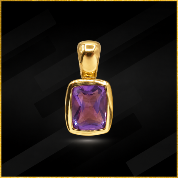 9 carat yellow gold amethyst pendant