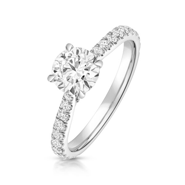 DIAMOND RING