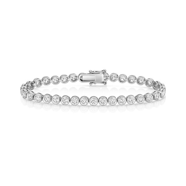 9 carat white gold lab grown diamond bracelet